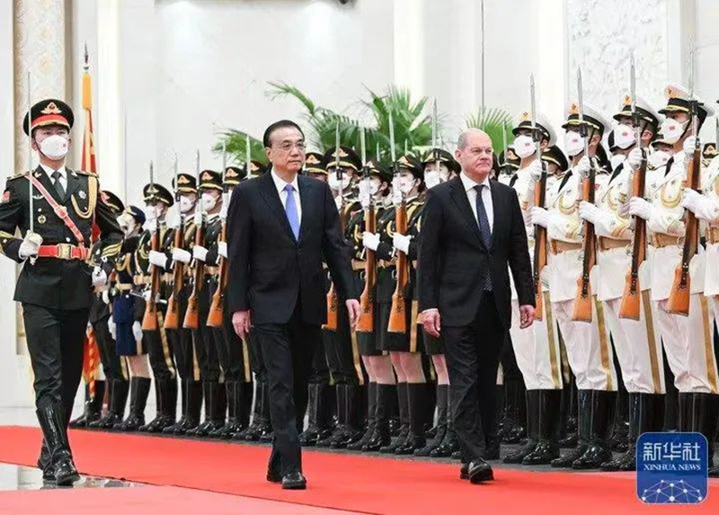 尊龙时凯董事长张锦红出席中德经济界代表座谈并发言